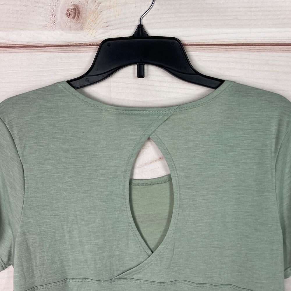 Bally Top Womens L Green Dry Wik T-Shirt Scoop Neck Short Sleeve Open Back Solid - Picture 7 of 7